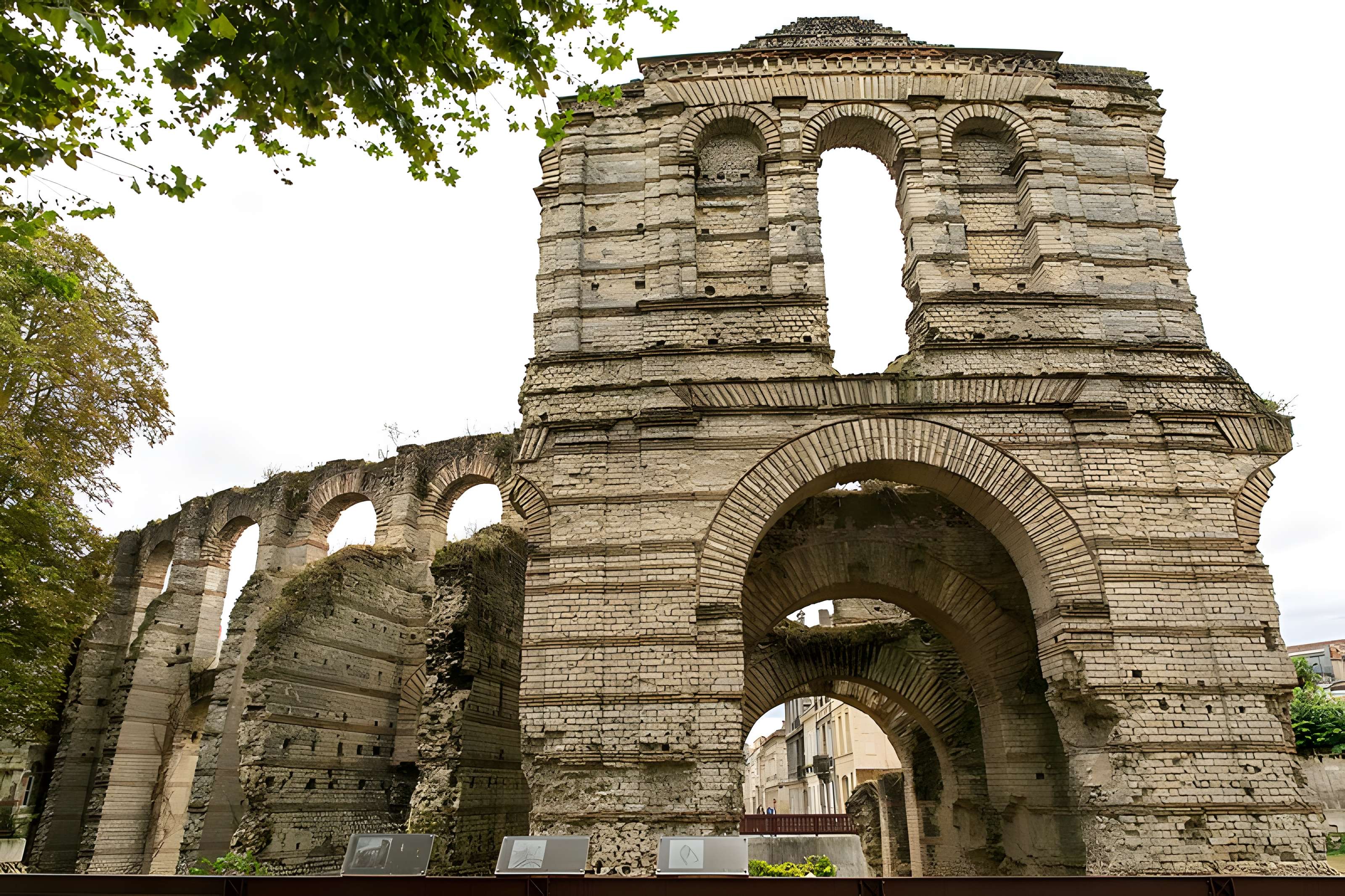 Palais Gallien de Bordeaux