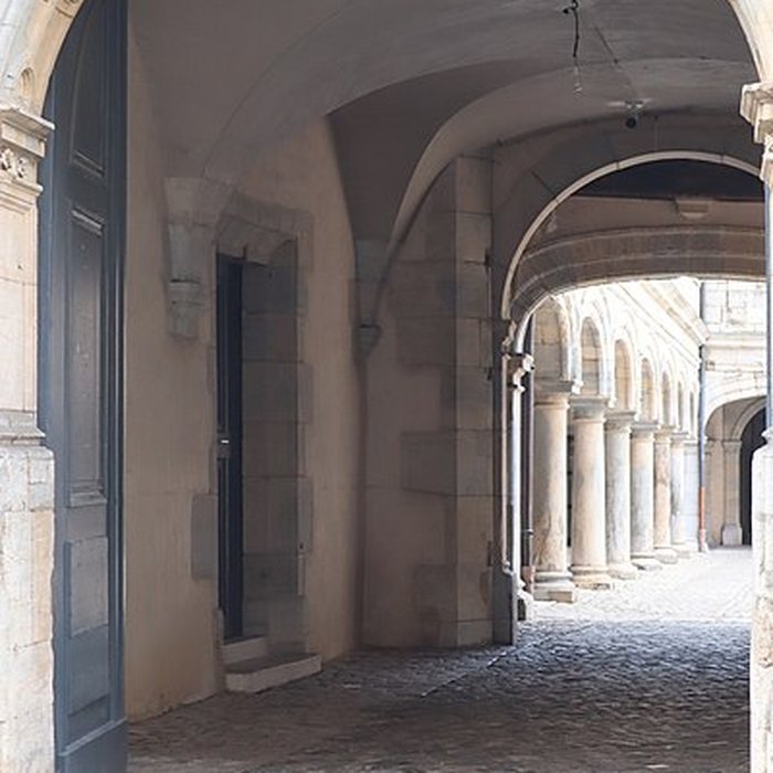 Photo de Palais Granvelle à Besançon
