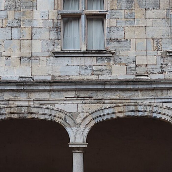 Photo de Palais Granvelle à Besançon