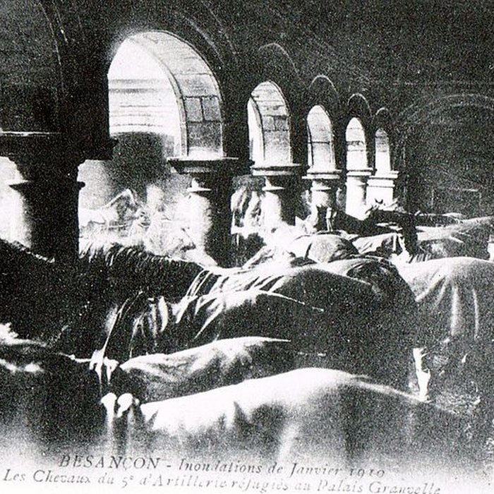 Photo de Palais Granvelle à Besançon