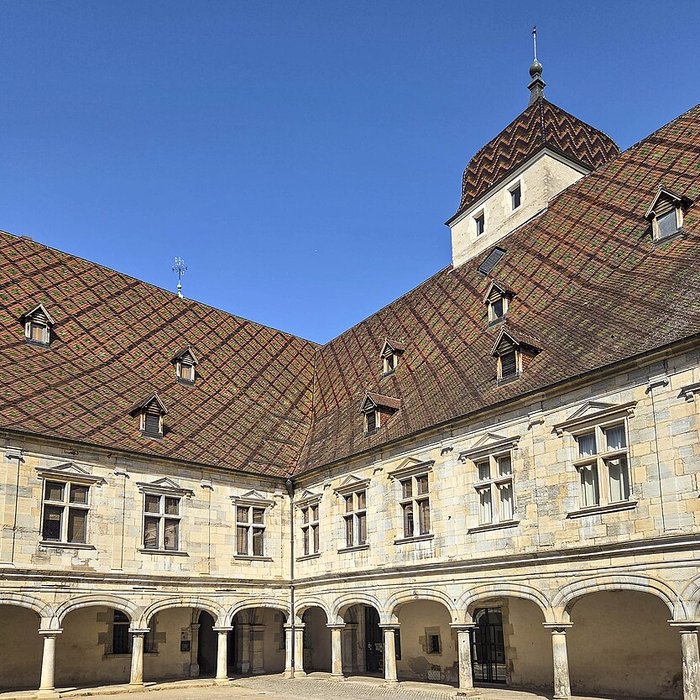 Photo de Palais Granvelle à Besançon