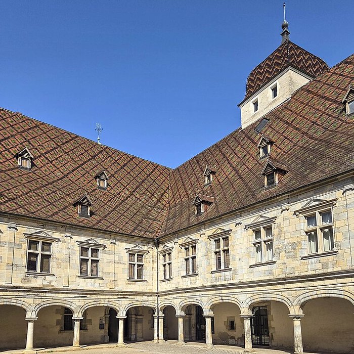 Photo de Palais Granvelle à Besançon