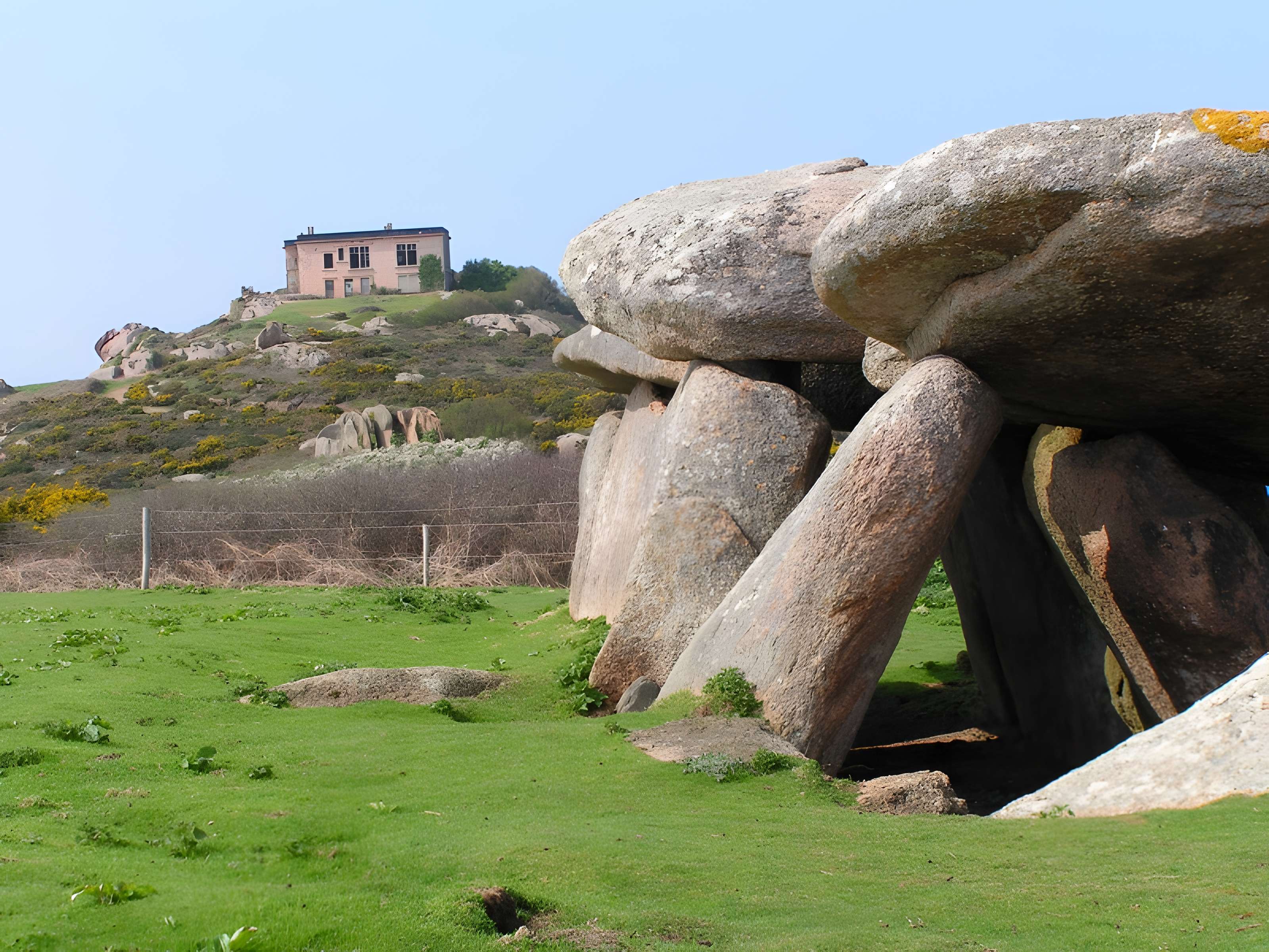 Allée couverte de Trébeurden