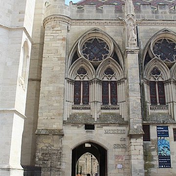 Palais synodal de Sens