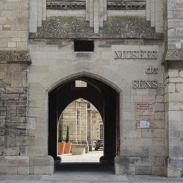 Palais synodal de Sens