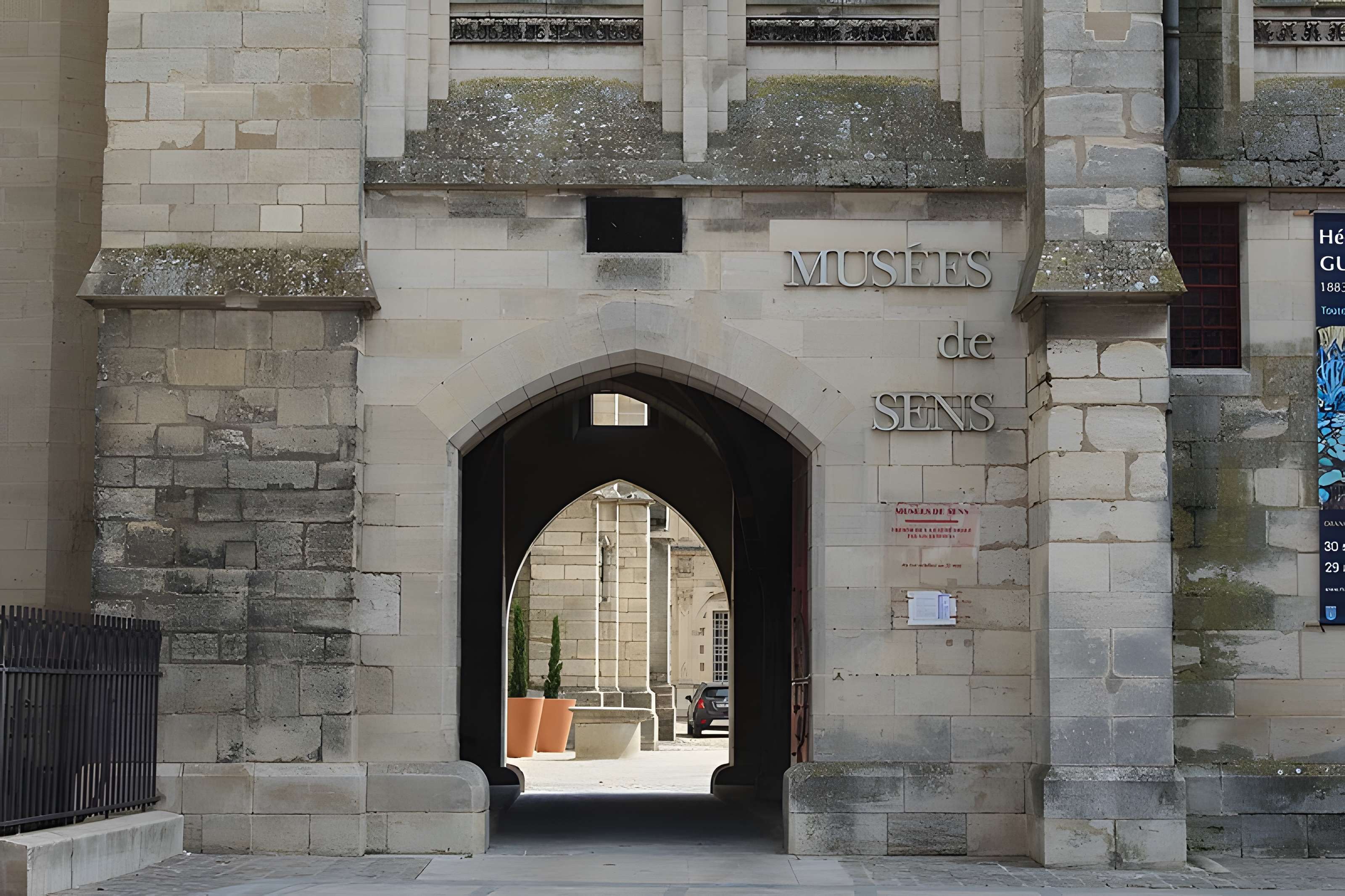 Palais synodal de Sens