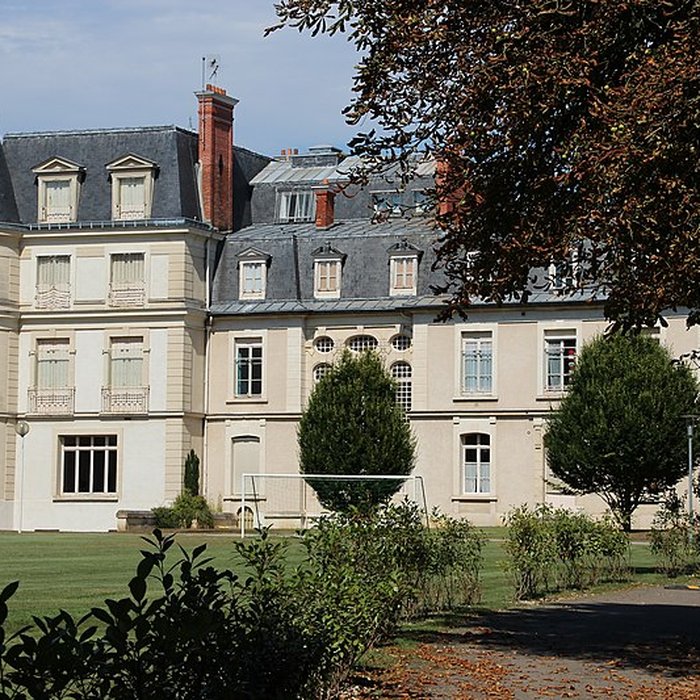 Photo de Domaine de Brunehaut vestiges de lancien