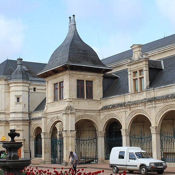Photo de Pavillon dAnne de Beaujeu à Moulins