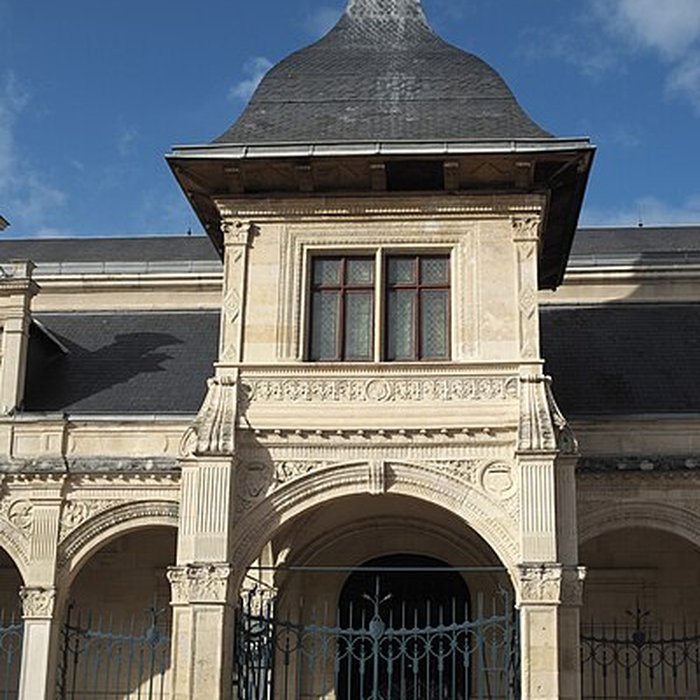 Photo de Pavillon dAnne de Beaujeu à Moulins