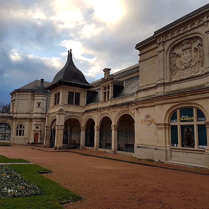 Photo de Pavillon dAnne de Beaujeu à Moulins