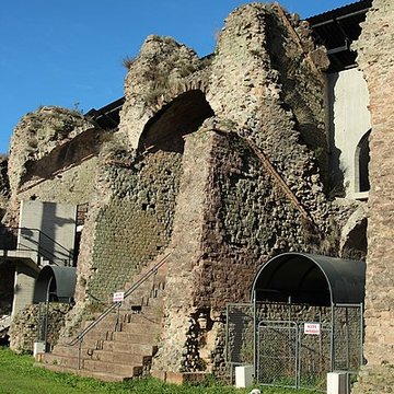 Amphithéâtre de Fréjus