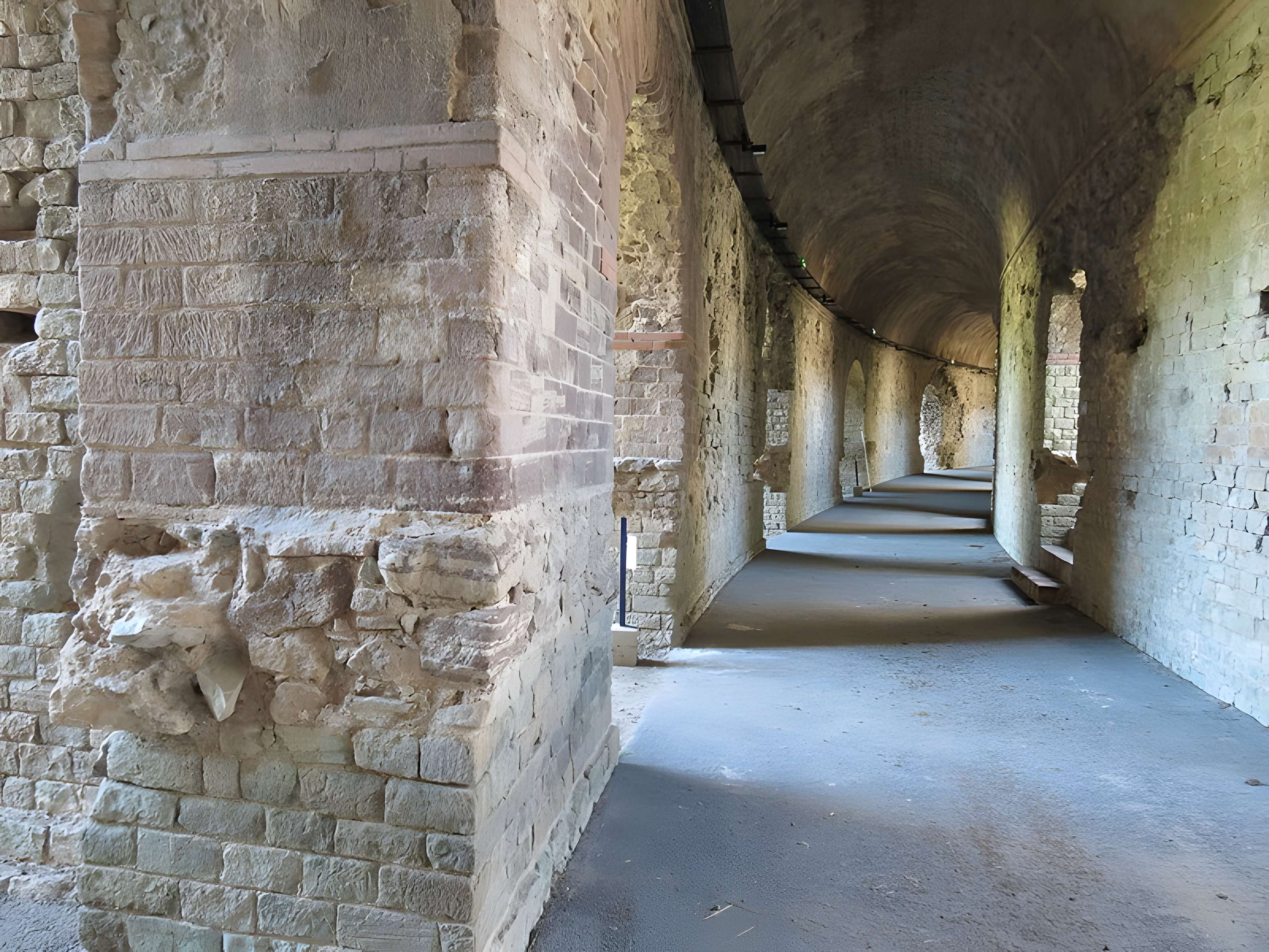 Amphithéâtre de Fréjus