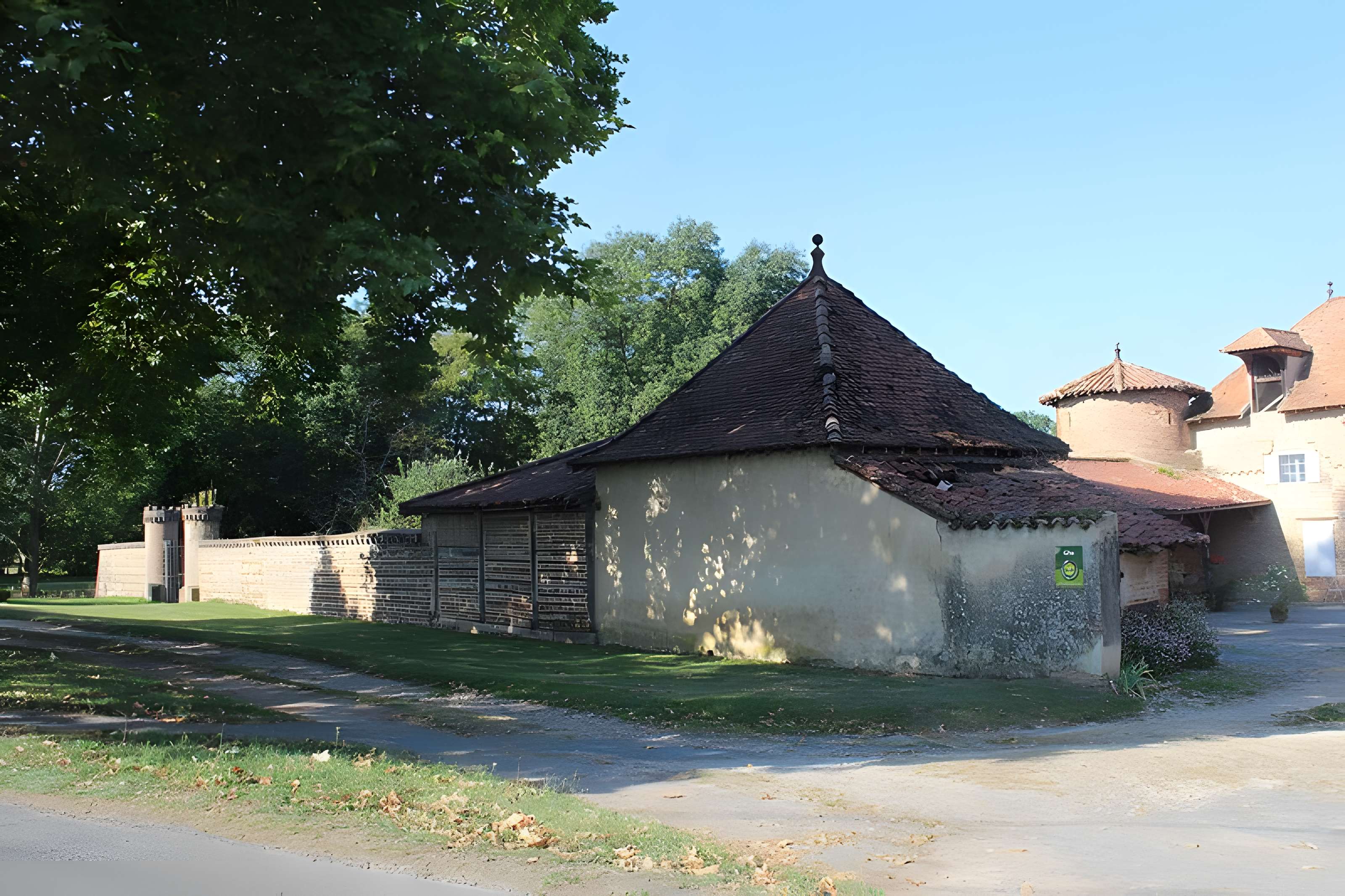 Château de Chanoz-Châtenay