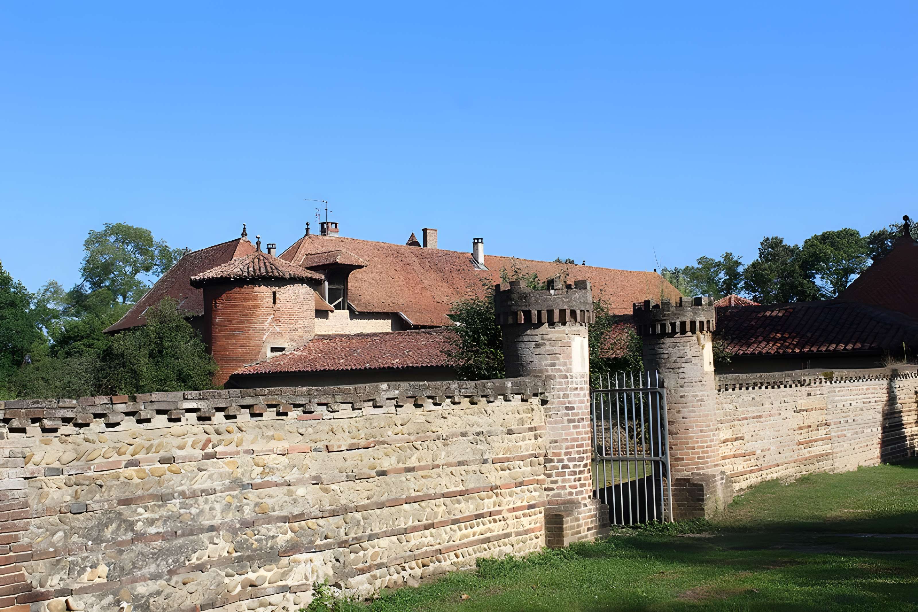 Château de Chanoz-Châtenay
