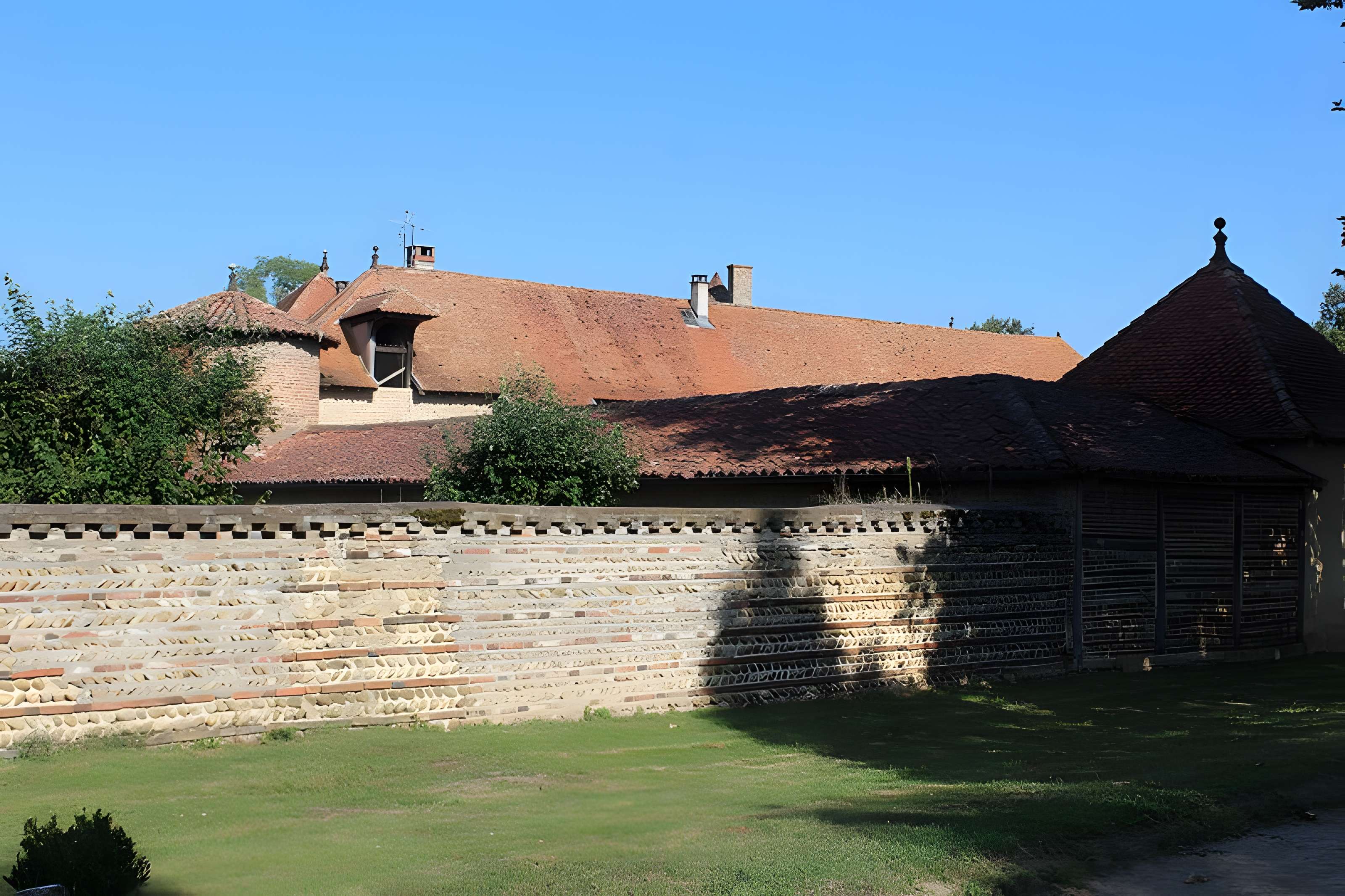 Château de Chanoz-Châtenay