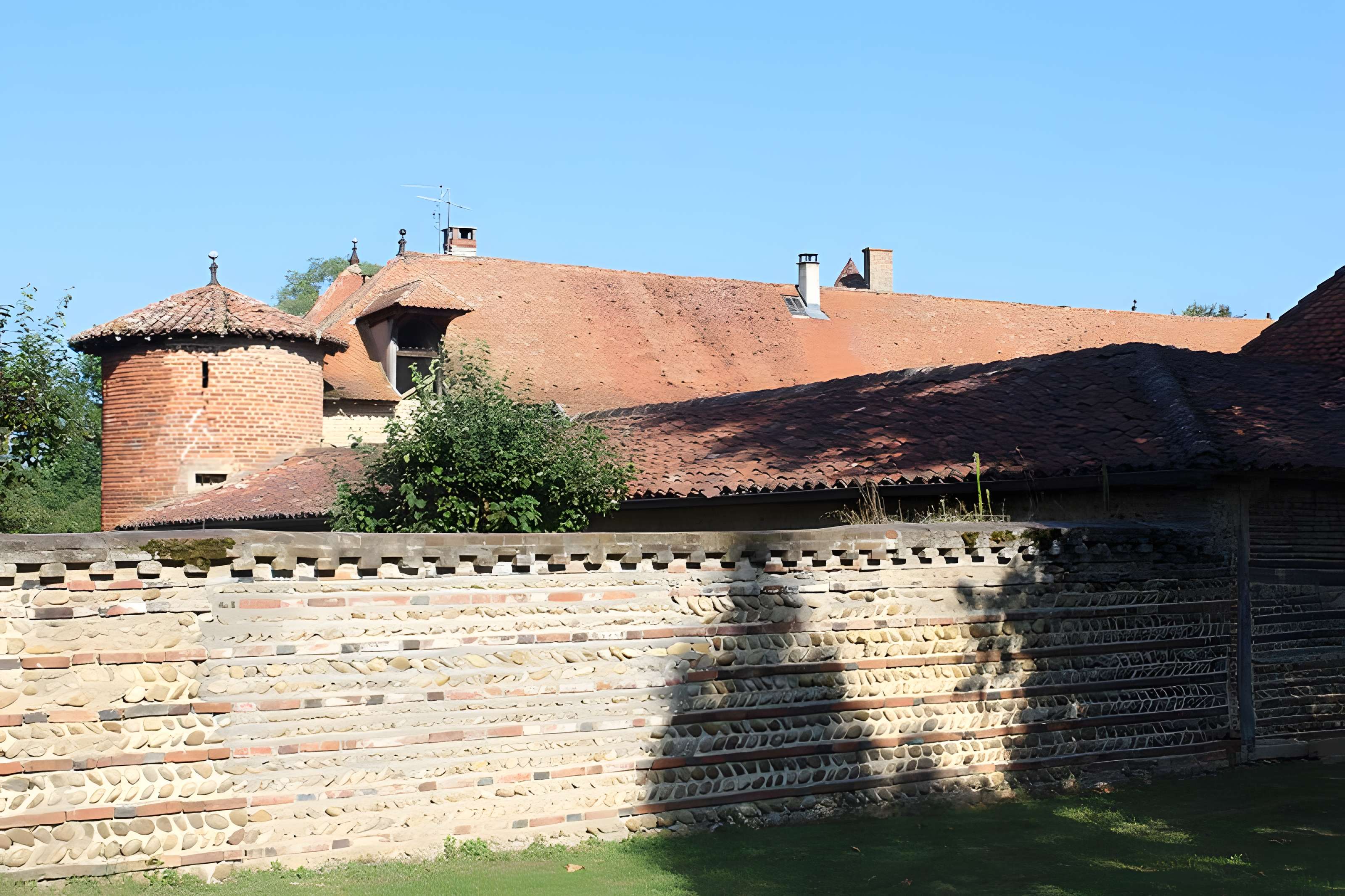 Château de Chanoz-Châtenay