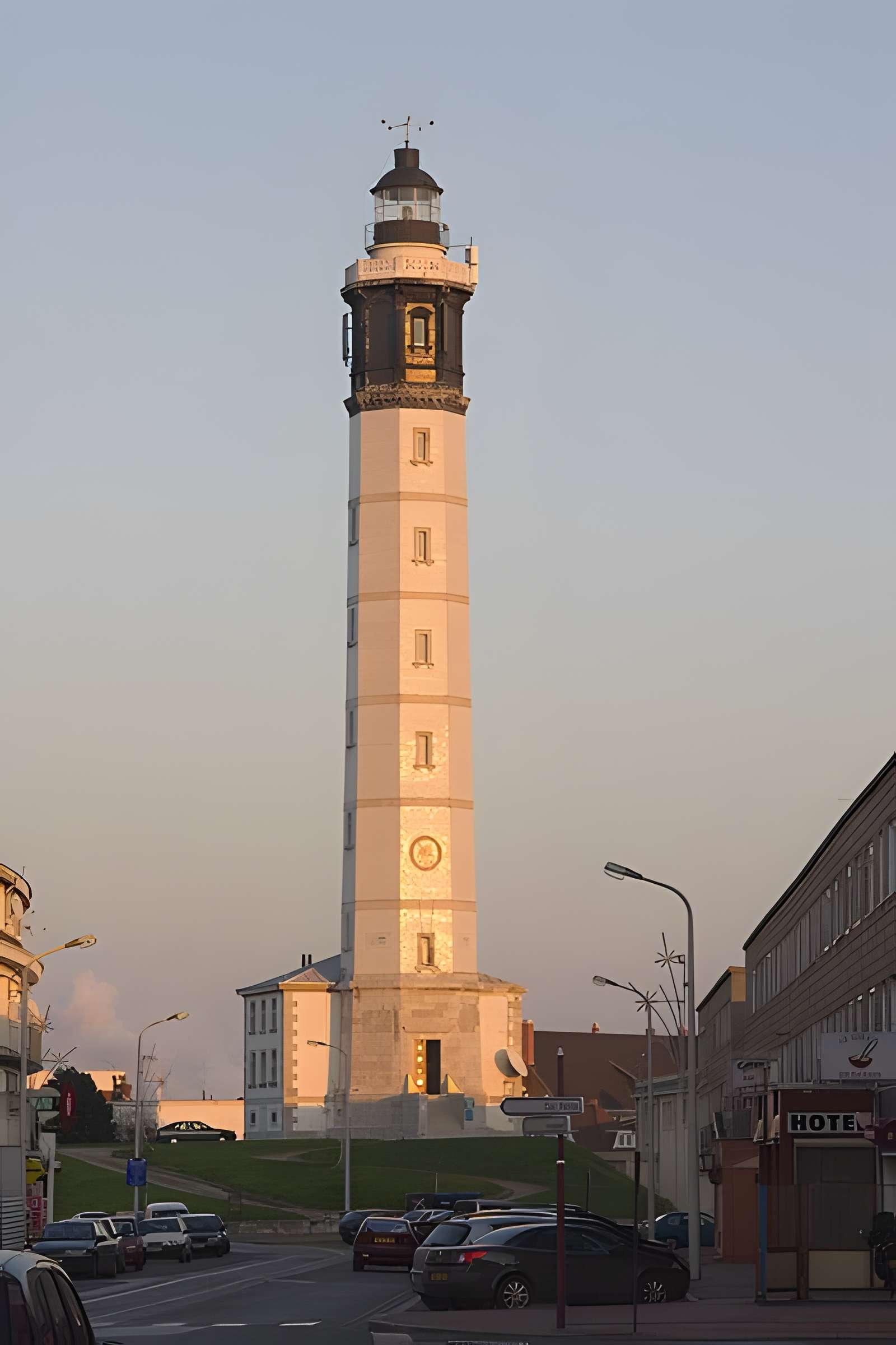 Phare de Calais