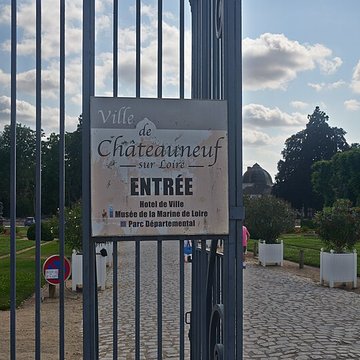 Château de Châteauneuf-sur-Loire