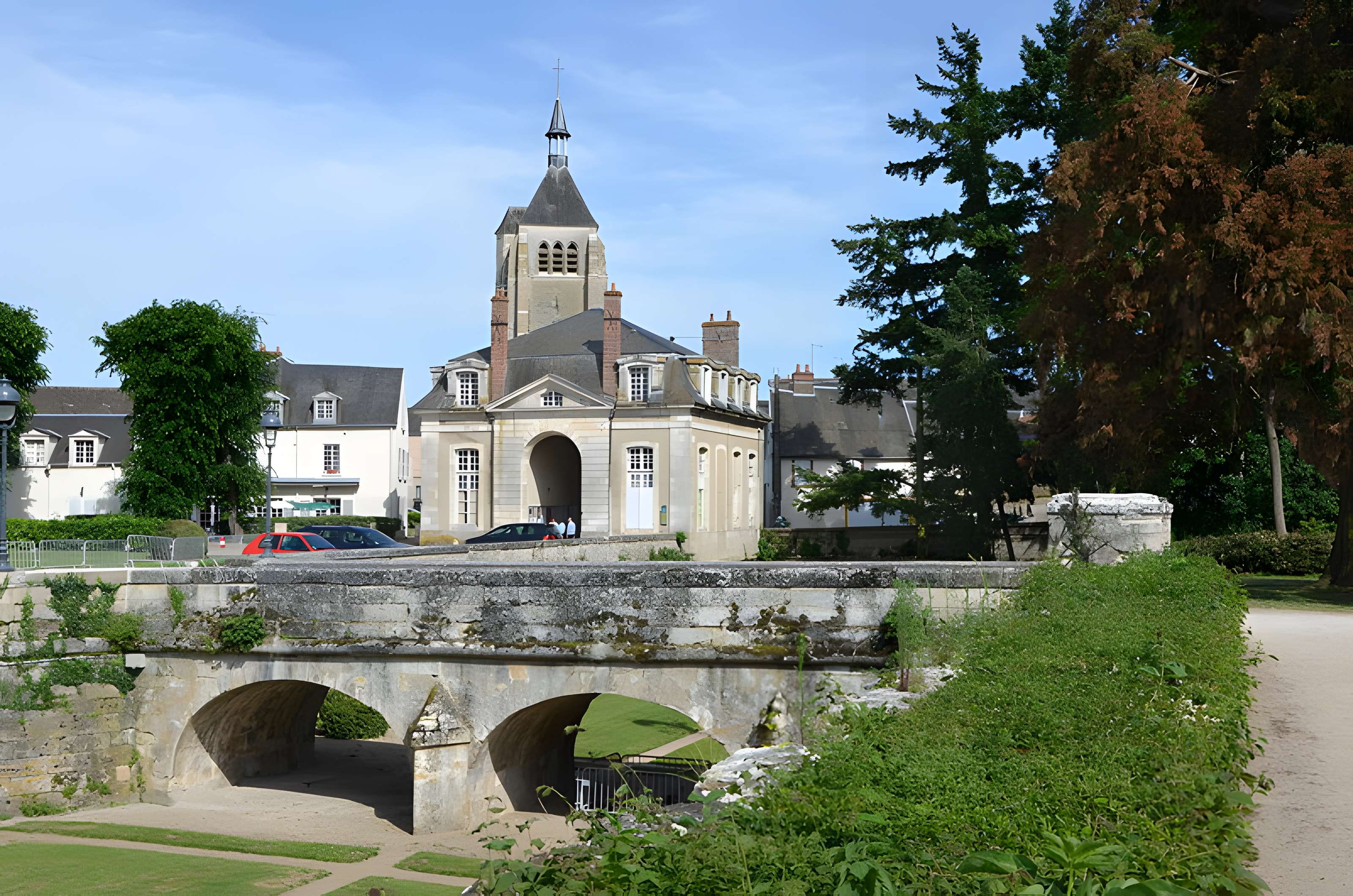 Château de Châteauneuf-sur-Loire