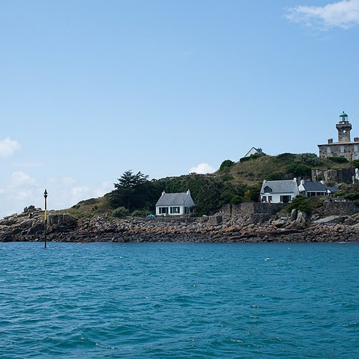 Photo de Phare de Chausey ou phare des îles Chausey
