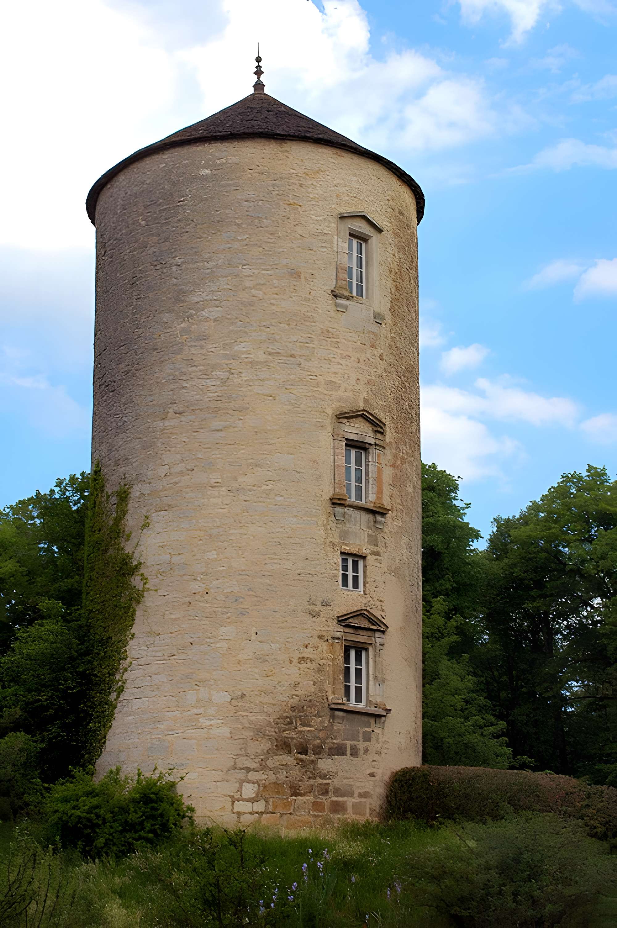 Château de Clairvaux-les-Lacs
