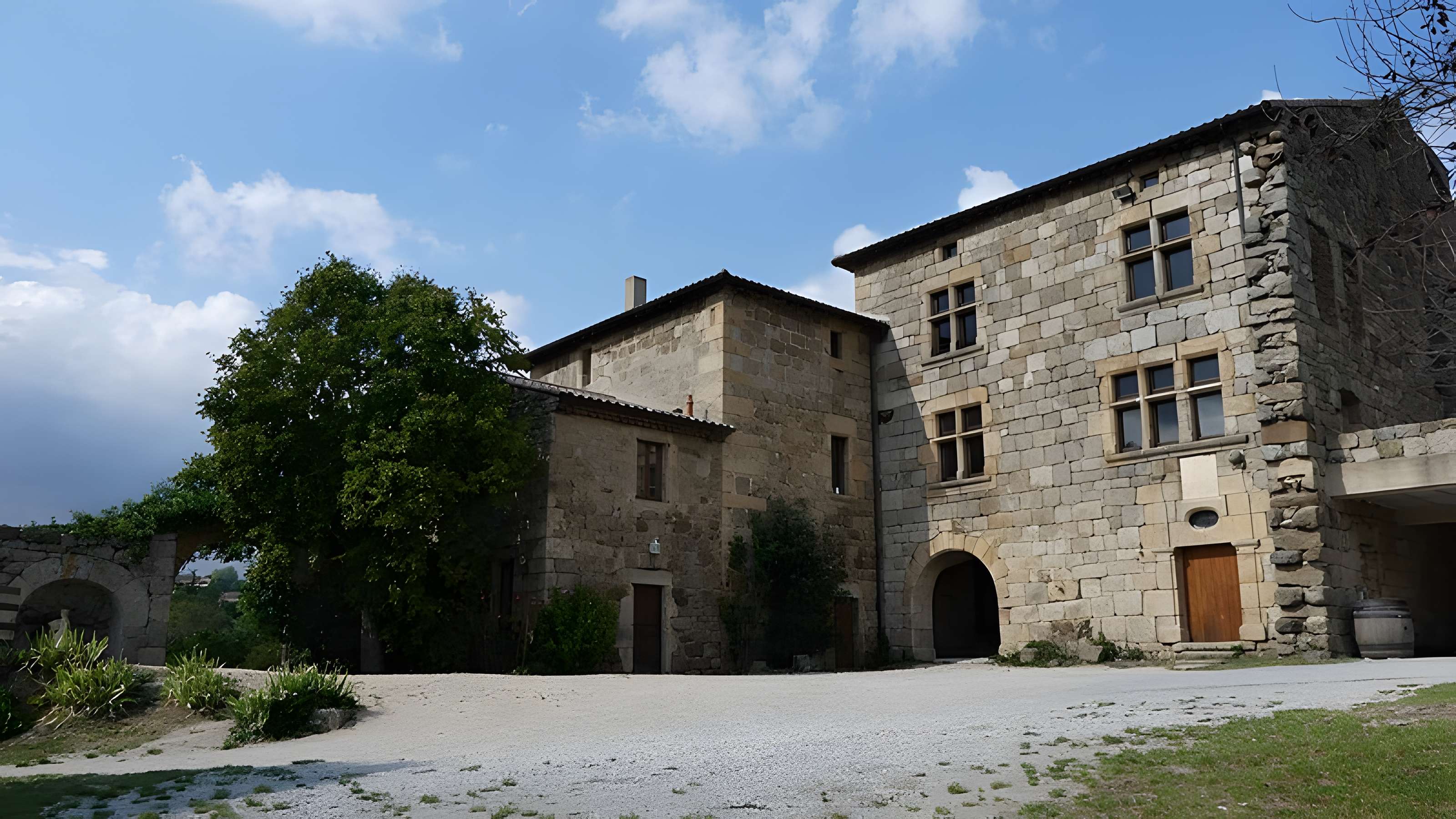 Château de Colombier-le-Vieux