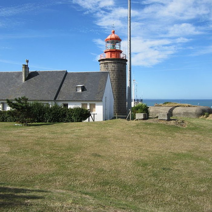 Photo de Phare du Cap Lihou à Granville