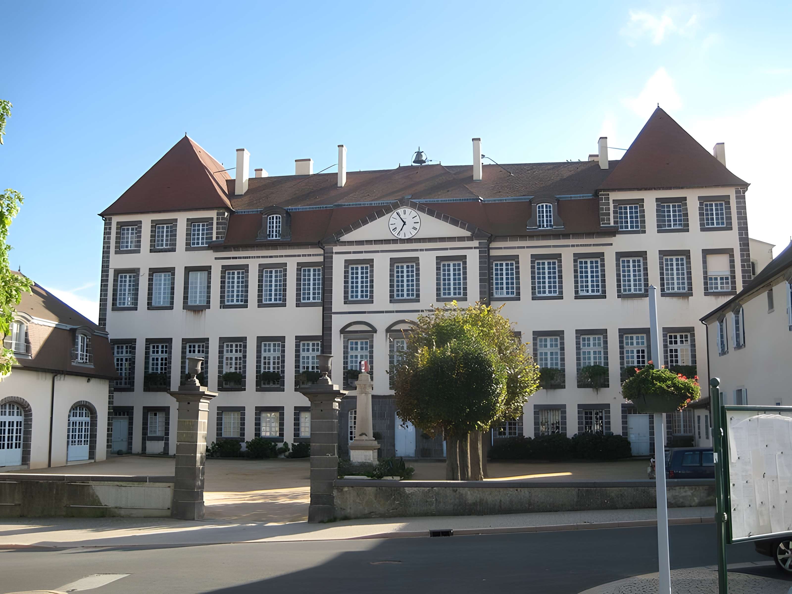 Château de Combronde 