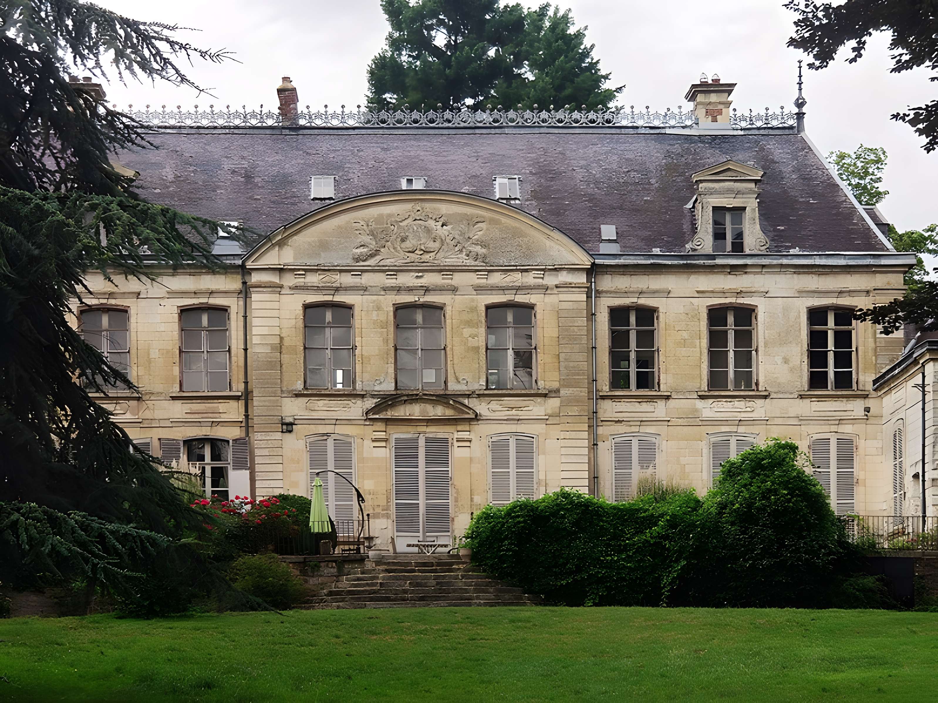 Château de Contay