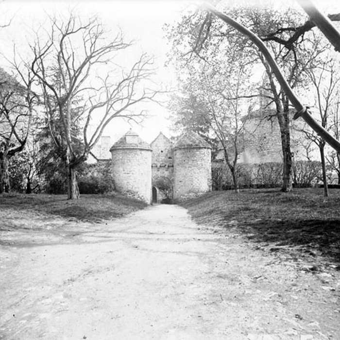 Photo de Château de Cornusson