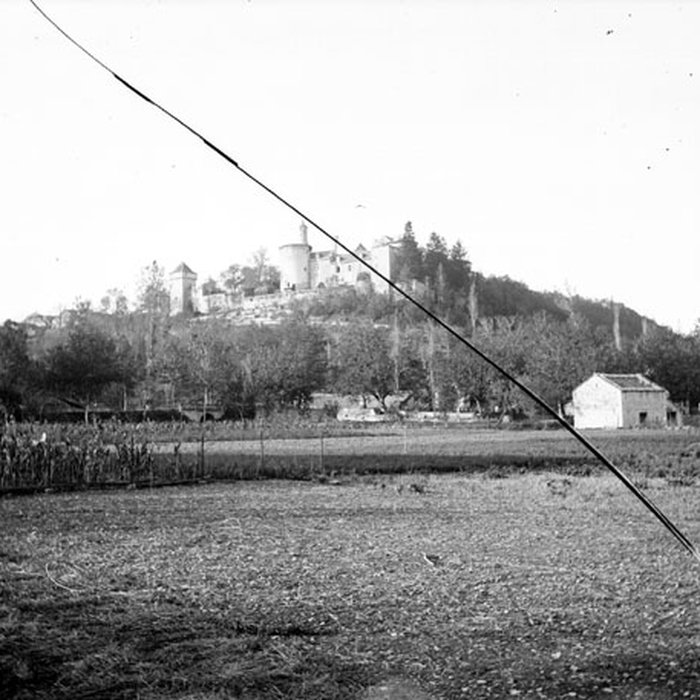 Photo de Château de Cornusson