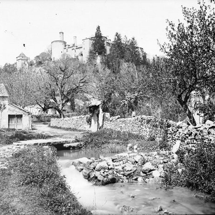 Photo de Château de Cornusson