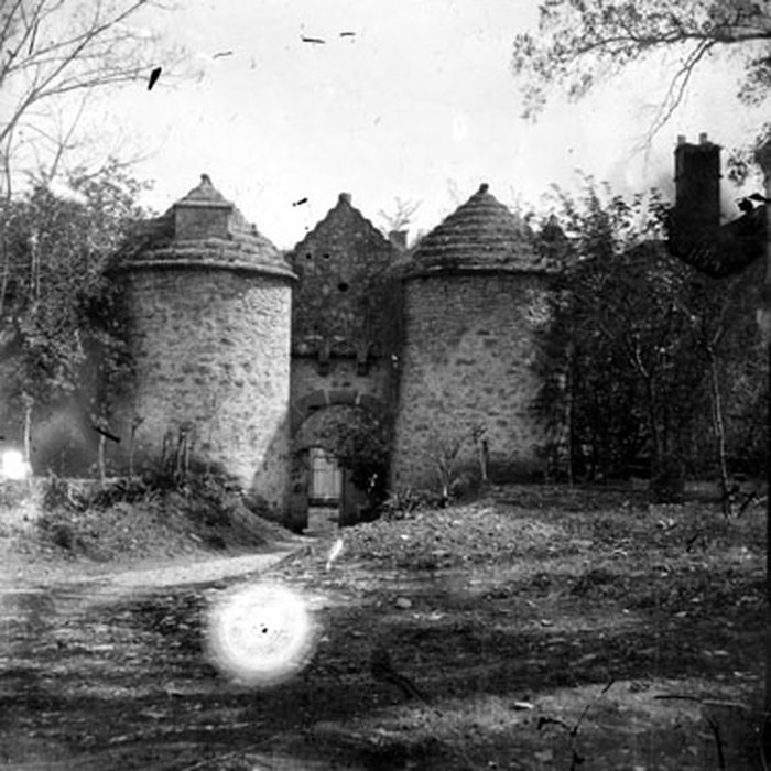 Photo de Château de Cornusson