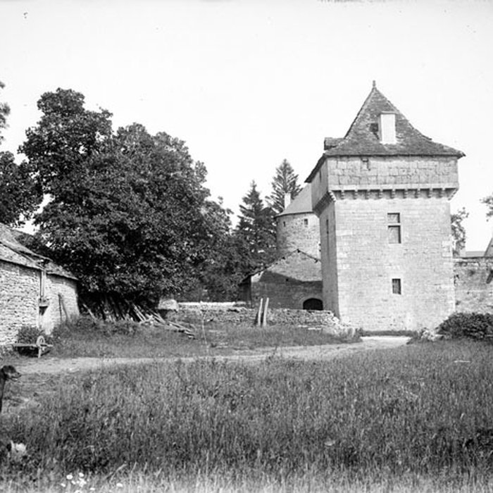 Photo de Château de Cornusson