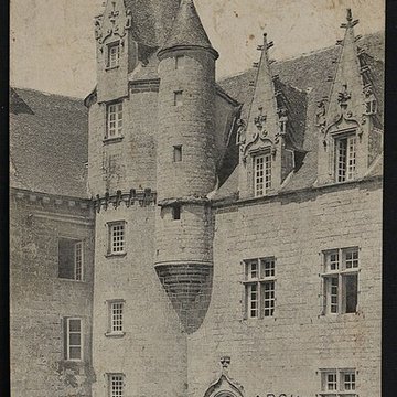 Vestiges de lancien château de Crénan