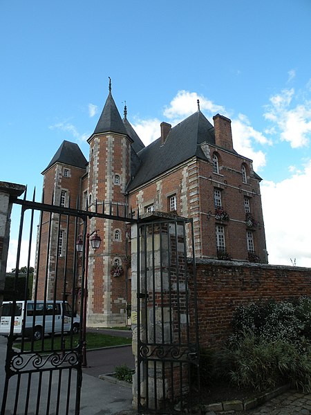 Château de Crèvecoeur-le-Grand