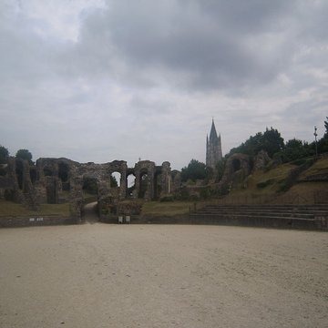 Amphithéâtre de Saintes