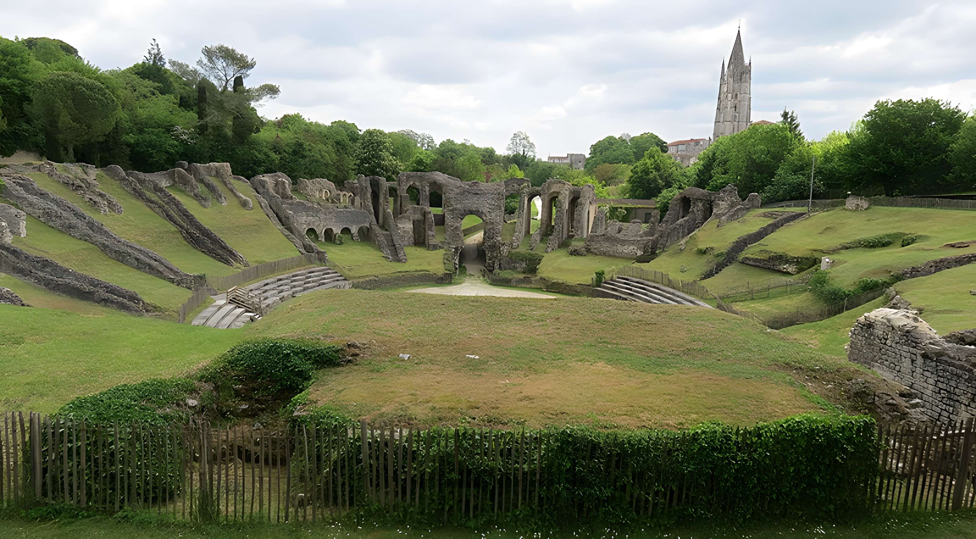 Amphithéâtre de Saintes