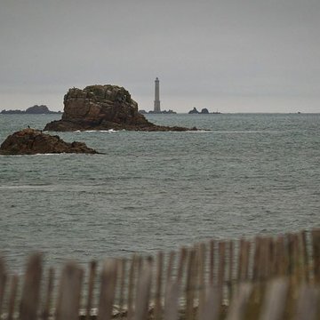 Phare des Héaux-de-Bréhat, situé en Manche, au large de Pleubian