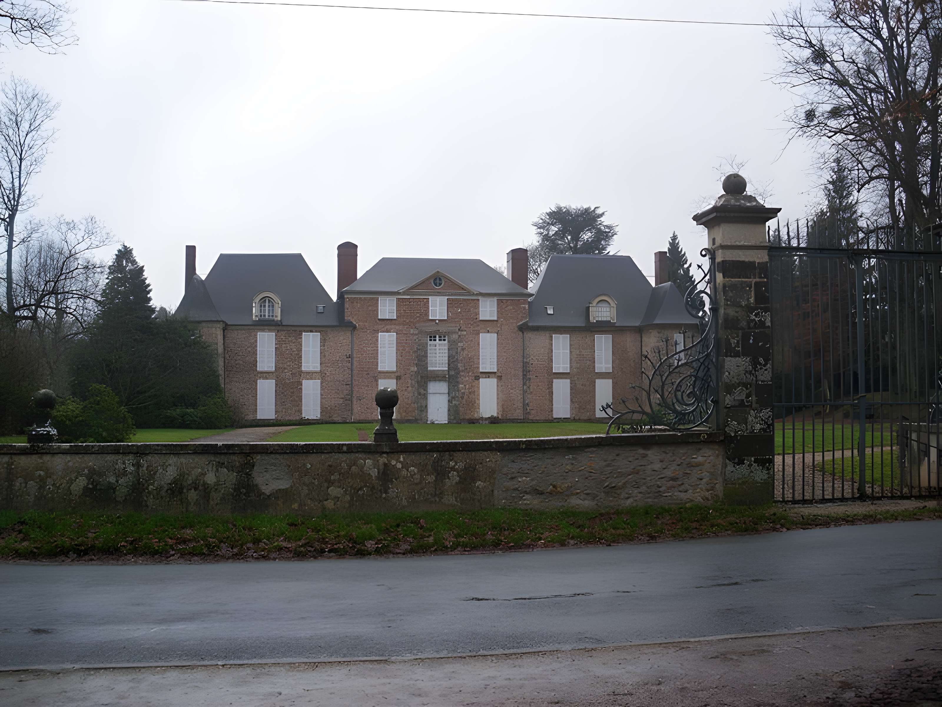 Château de Forges-les-Bains 