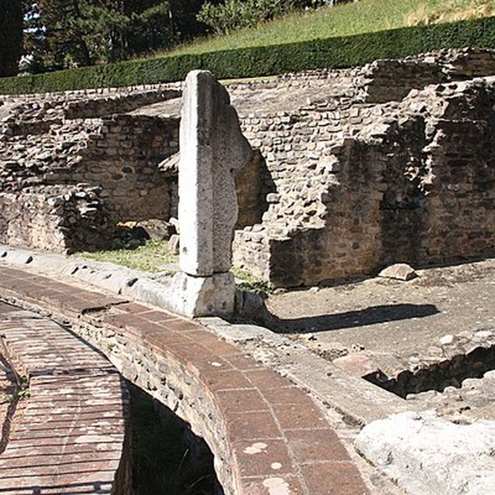 Photo de Amphithéâtre fédéral romain des Trois Gaules