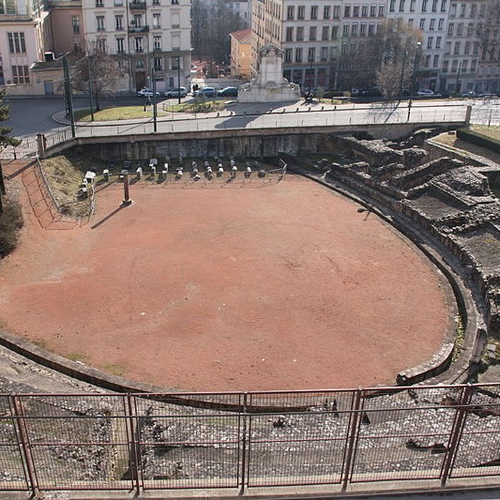 Photo de Amphithéâtre fédéral romain des Trois Gaules