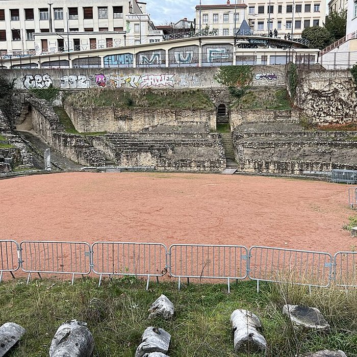 Photo de Amphithéâtre fédéral romain des Trois Gaules