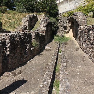 Amphithéâtre fédéral romain des Trois Gaules
