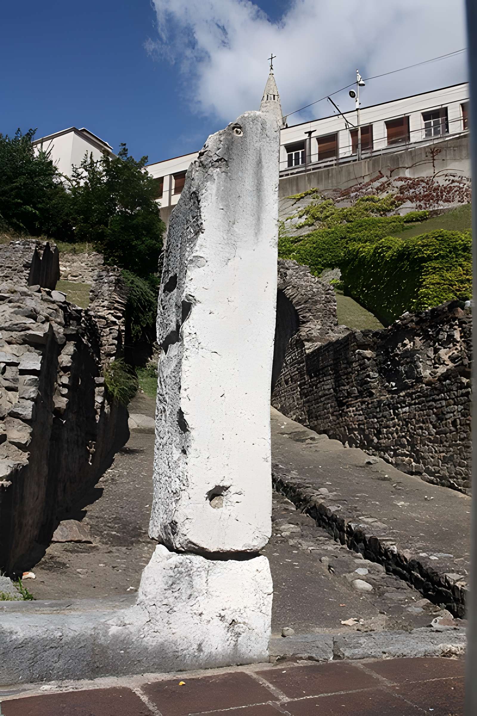 Amphithéâtre fédéral romain des Trois Gaules