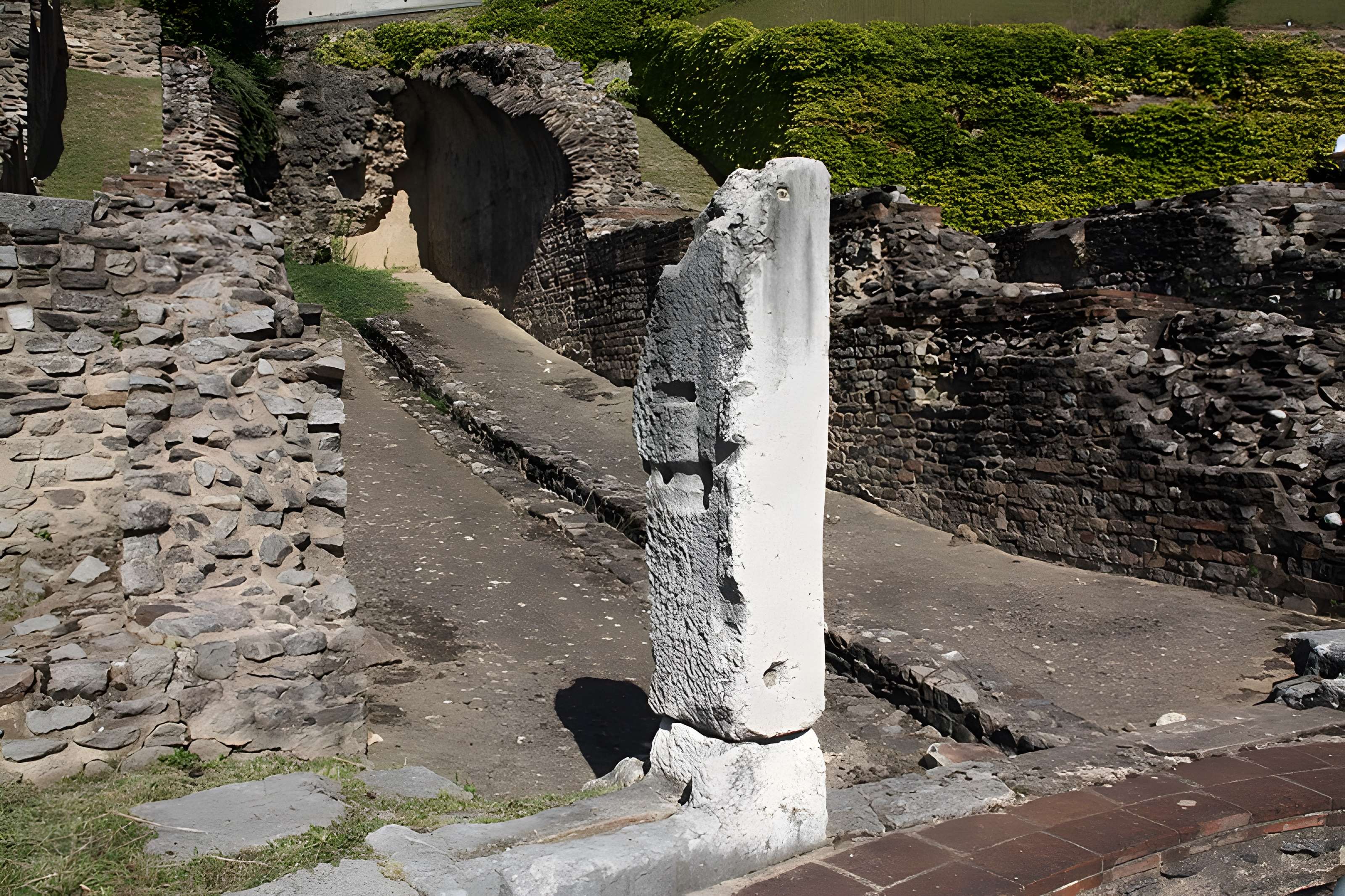 Amphithéâtre fédéral romain des Trois Gaules