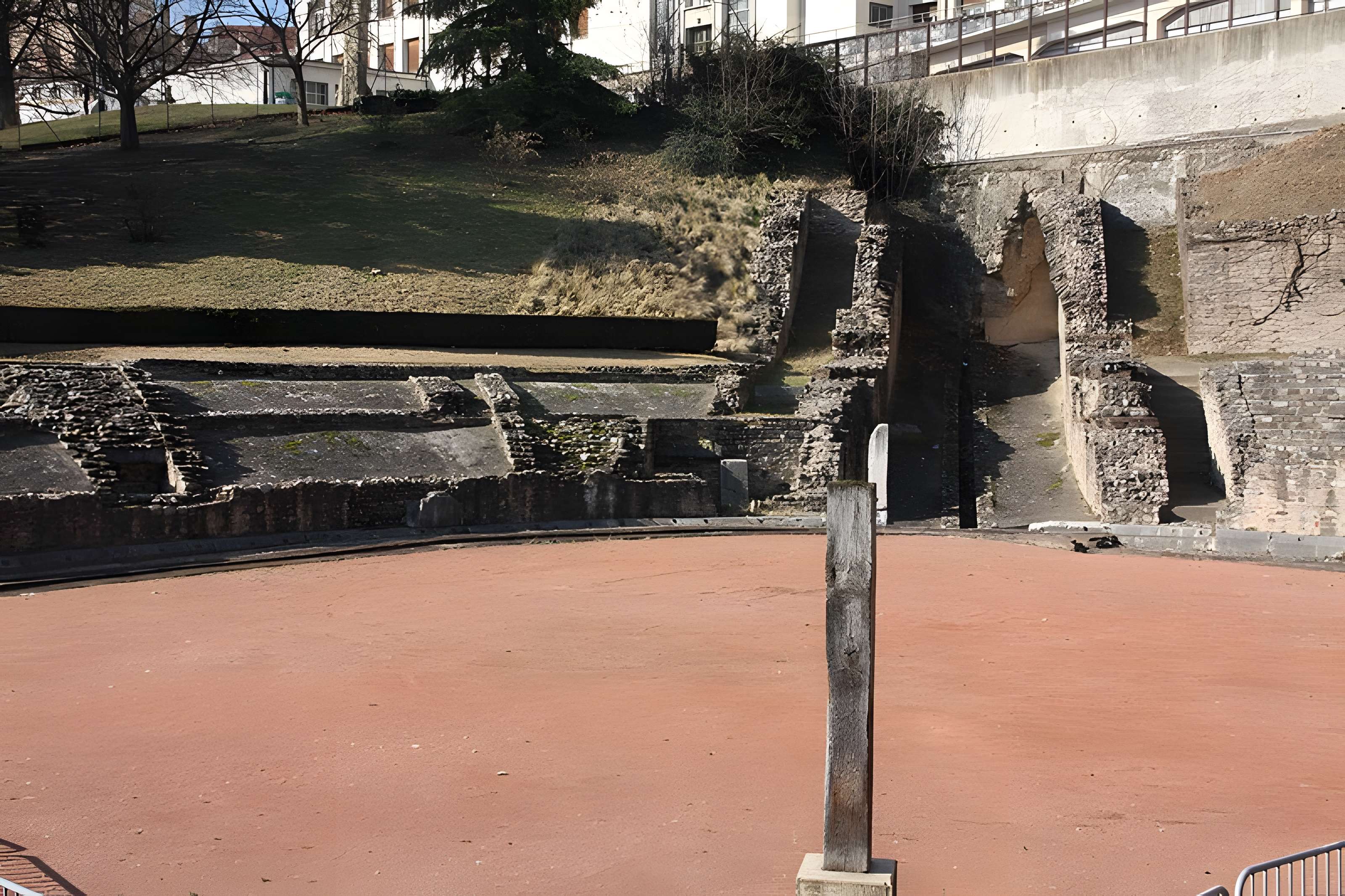 Amphithéâtre fédéral romain des Trois Gaules