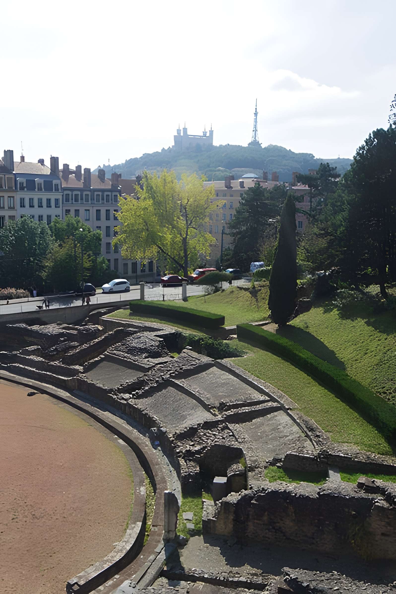 Amphithéâtre fédéral romain des Trois Gaules