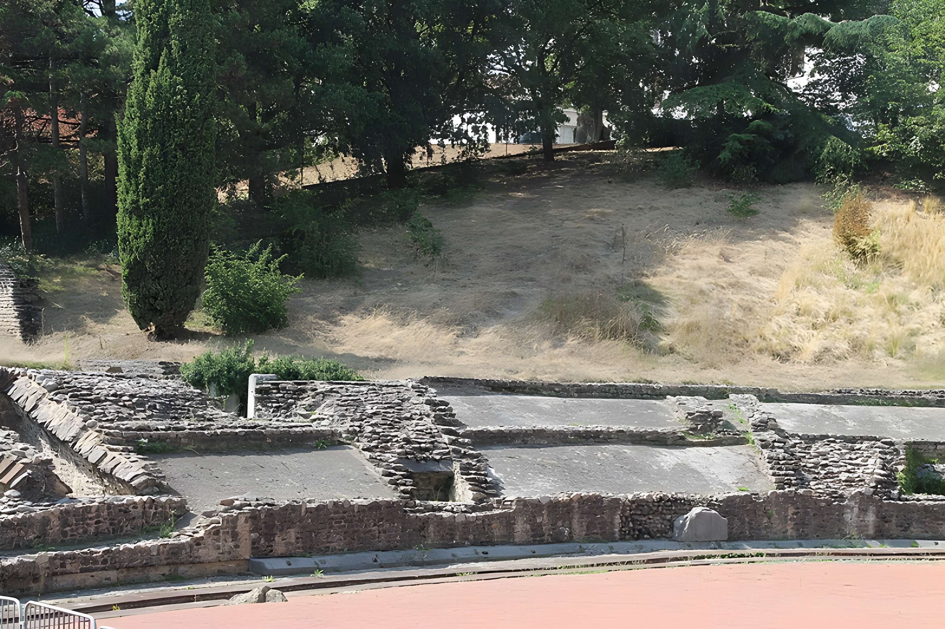 Amphithéâtre fédéral romain des Trois Gaules