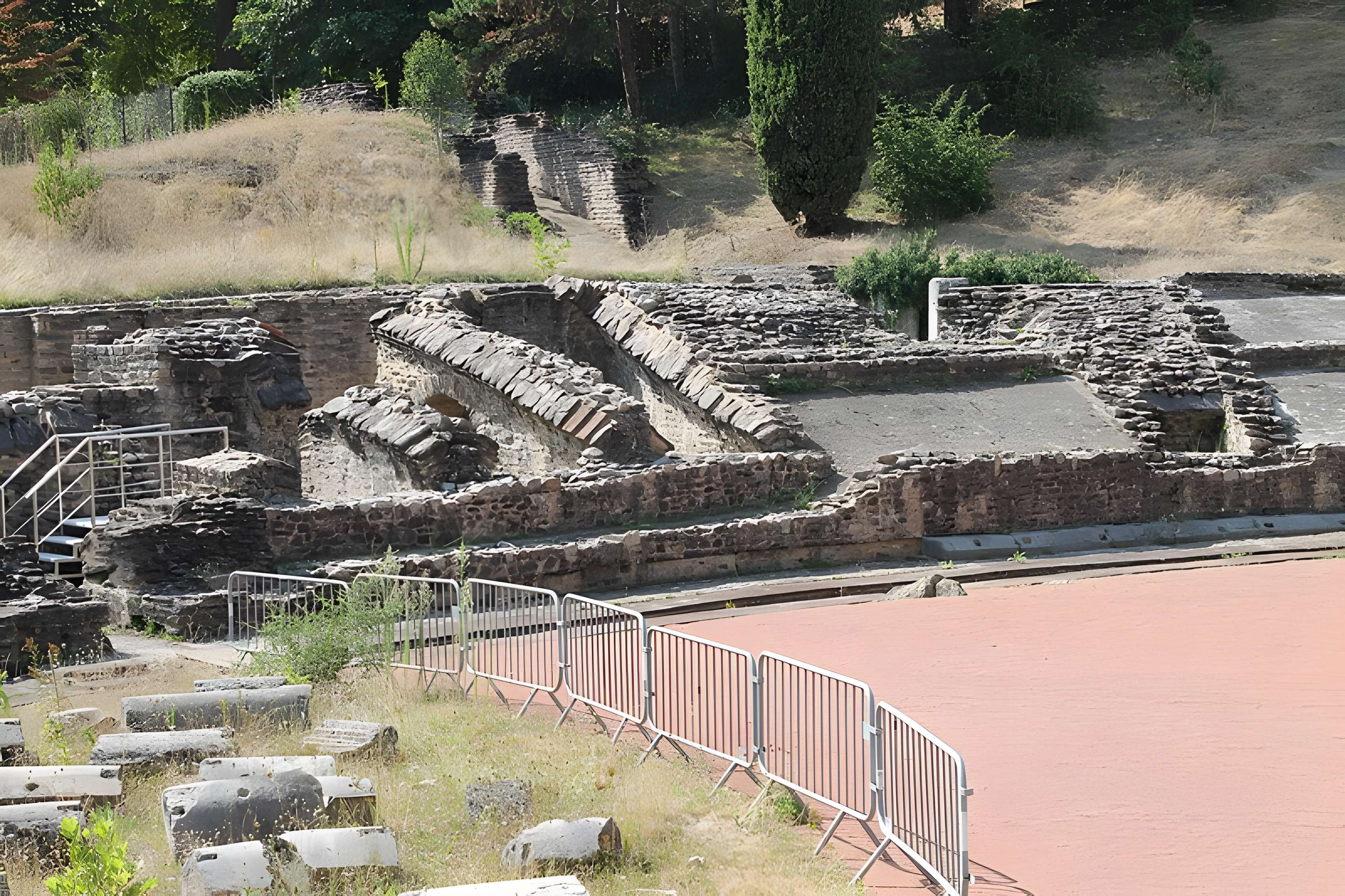 Amphithéâtre fédéral romain des Trois Gaules